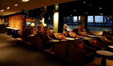 Around the World in a Week, Part Eight: Singapore Business Class SIN-BKK, Thai First Class Lounge BKK