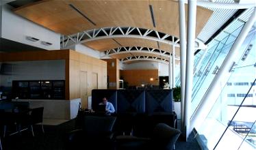 Review: American Airlines Flagship Lounge LAX