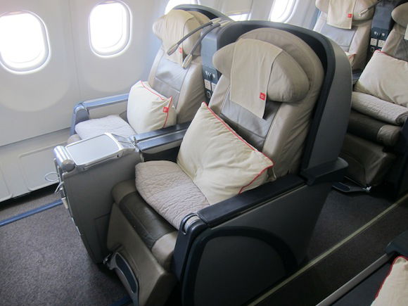 airbus a319 royal jordanian business class