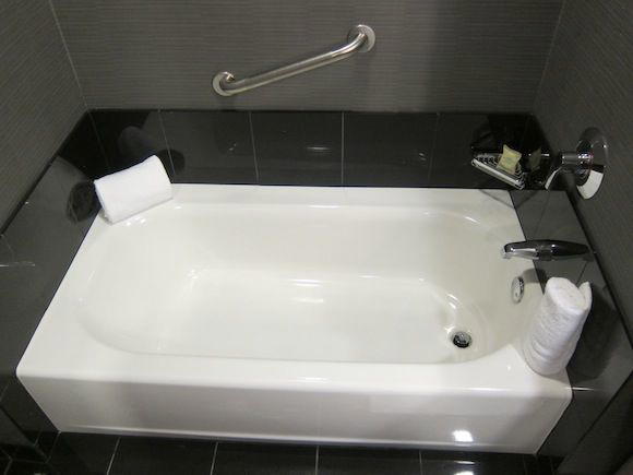 Grand_Hyatt_DFW_Airport07