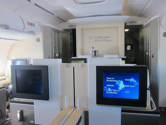 Lufthans_First_Munich_LosAngeles09