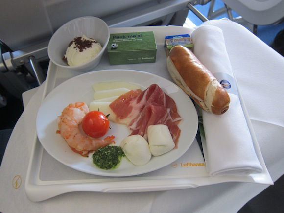 Lufthansa_Business_Class_Munich_Budapest12