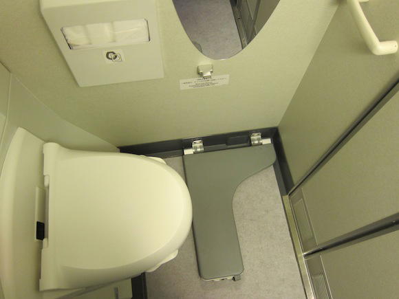 ANA_First_Class_Chicago_Tokyo029