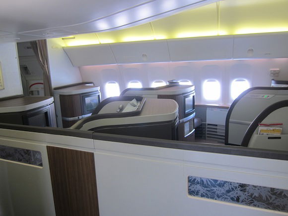 Cathay_Pacific_777_First_Class01