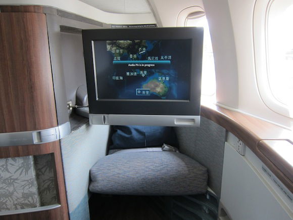 Cathay_Pacific_Business_Class_HongKong_Bali04