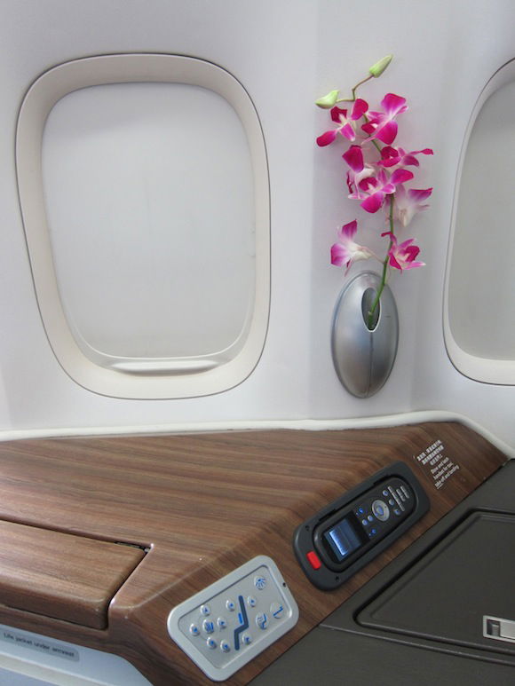 Cathay_Pacific_Business_Class_HongKong_Bali05