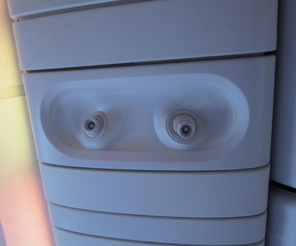 Malaysia_Airlines_Business_Class12