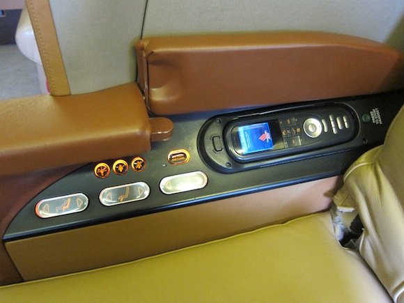 Singapore_Airlines_First_Class_77704