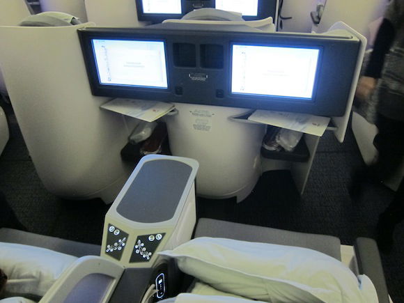 air china 777 300er business class