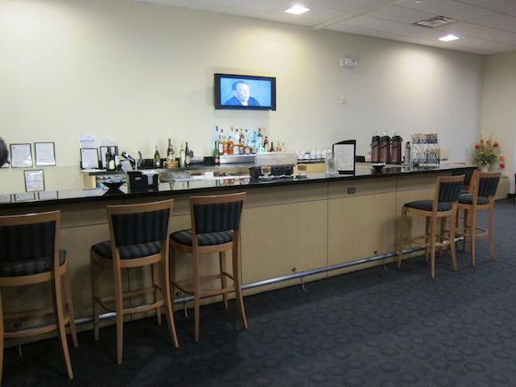 Houston_Airport_Executive_Club10