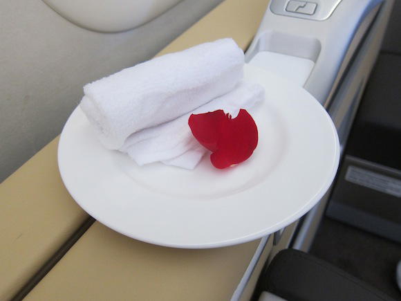 Lufthansa_7478_First_Class23