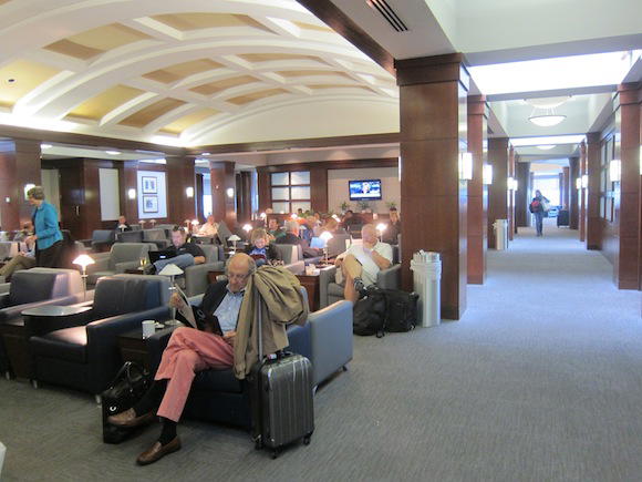 US_Airways_Club_Charlotte05
