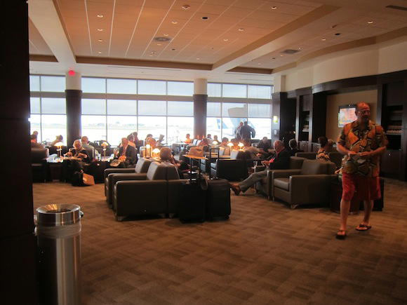 US_Airways_Club_Charlotte06