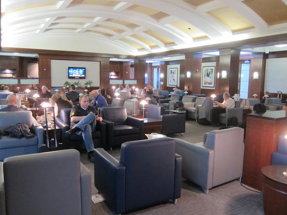 US_Airways_Club_Charlotte07