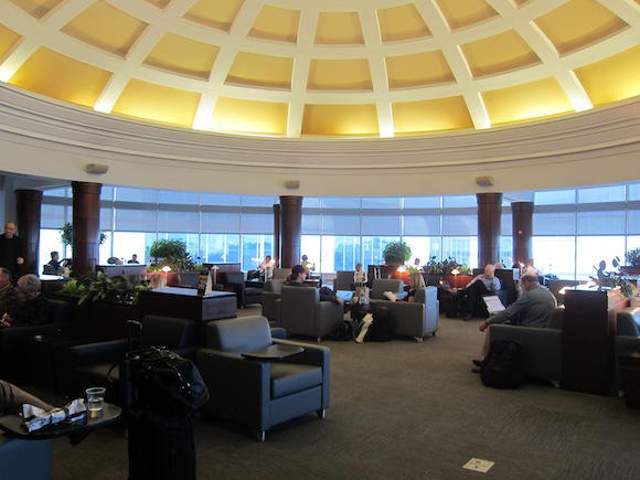 US_Airways_Club_Charlotte08