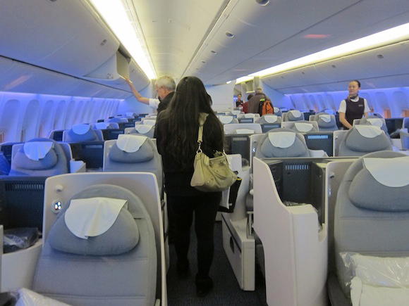 Air_China_Business_Class_77704