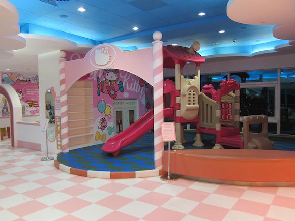 EVA_Air_Hello_Kitty_Taipei34