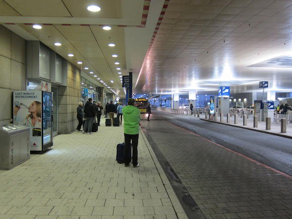 Japan-Airlines-Lounge-Frankfurt-01