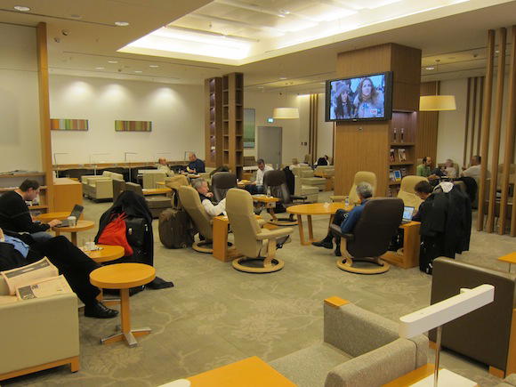 Japan-Airlines-Lounge-Frankfurt-11