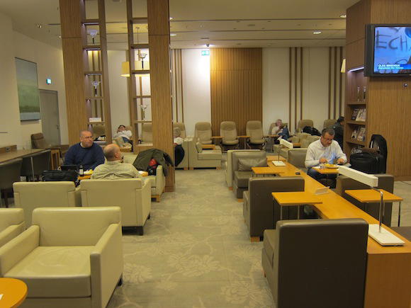 Japan-Airlines-Lounge-Frankfurt-12