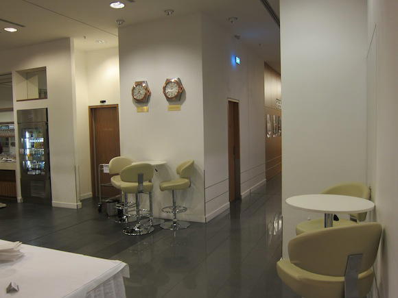Japan-Airlines-Lounge-Frankfurt-14