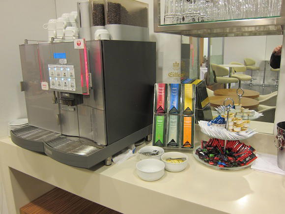 Japan-Airlines-Lounge-Frankfurt-20