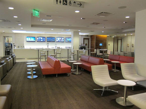OneWorld-Business-Lounge-LAX-01