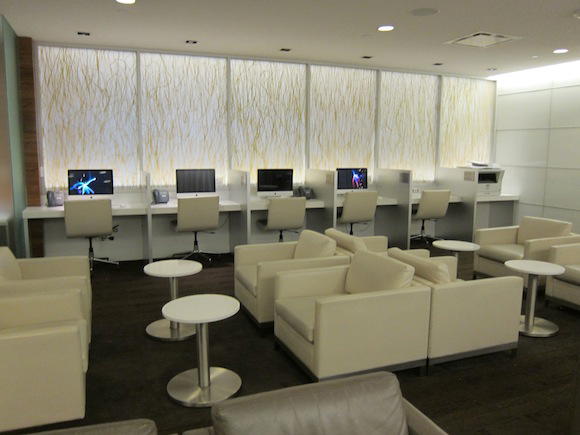 OneWorld-First-Lounge-LAX-13