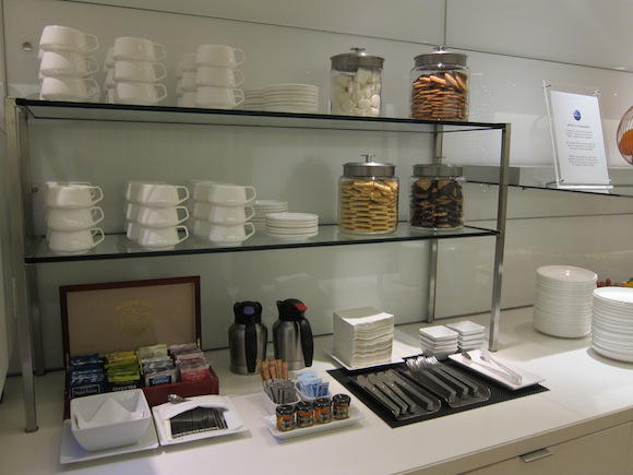 OneWorld-First-Lounge-LAX-22