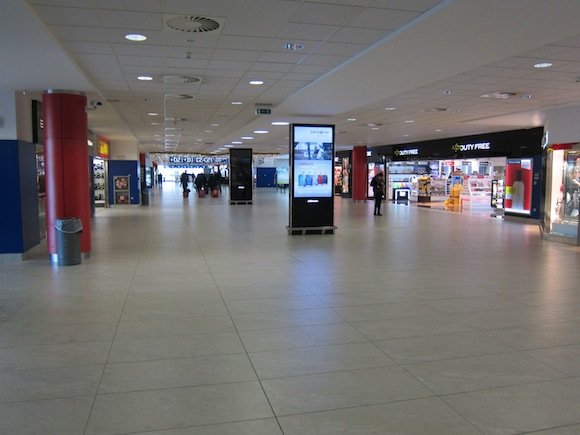Czech-Lounge-Prague-Airport09