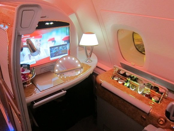 Emirates-First-Class-100