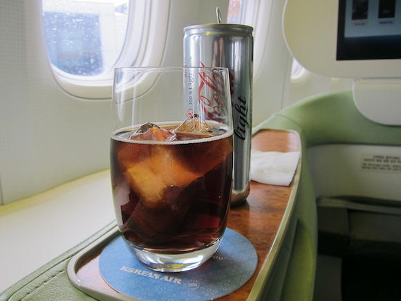 Korean-Air-777-First-Class-17