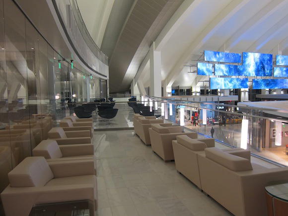 Korean-Air-Lounge-LAX-08