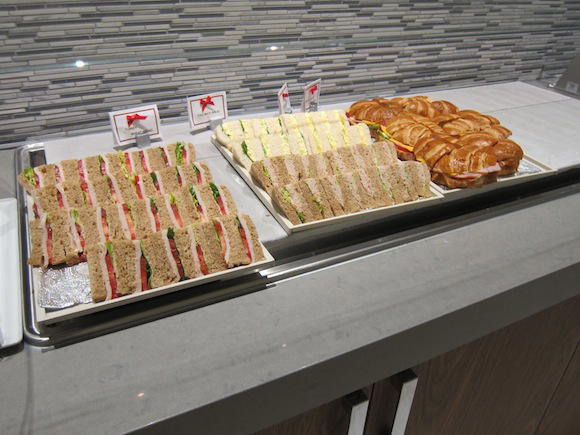 Korean-Air-Lounge-LAX-33