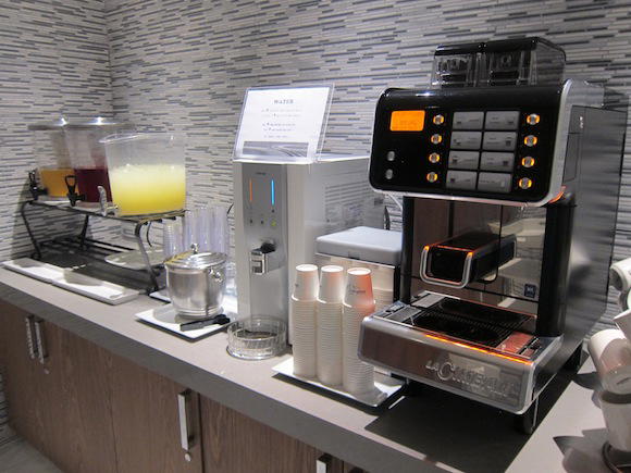 Korean-Air-Lounge-LAX-36