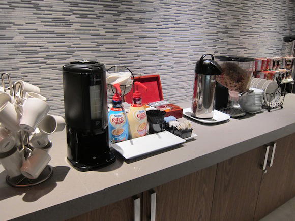 Korean-Air-Lounge-LAX-37