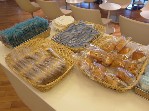 Korean-Air-Lounge-Tokyo-Narita-32