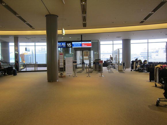 Korean-Air-Lounge-Tokyo-Narita-39