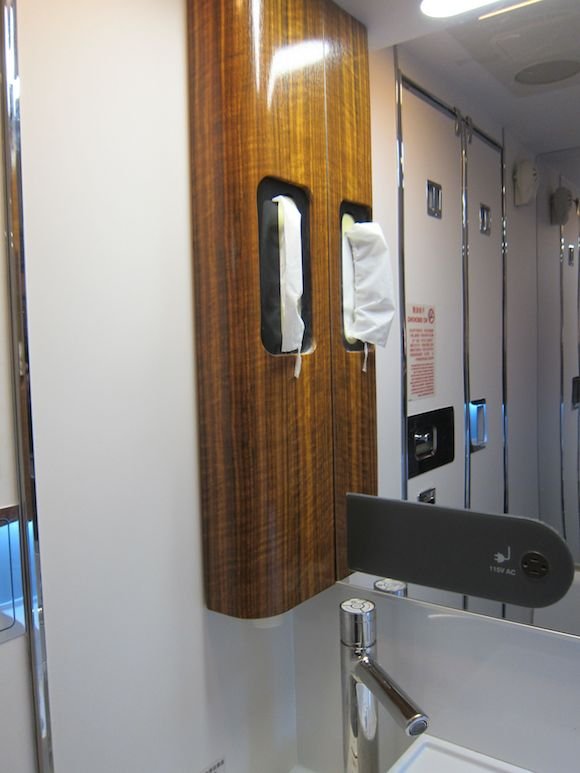 Cathay-Pacific-First-Class-120