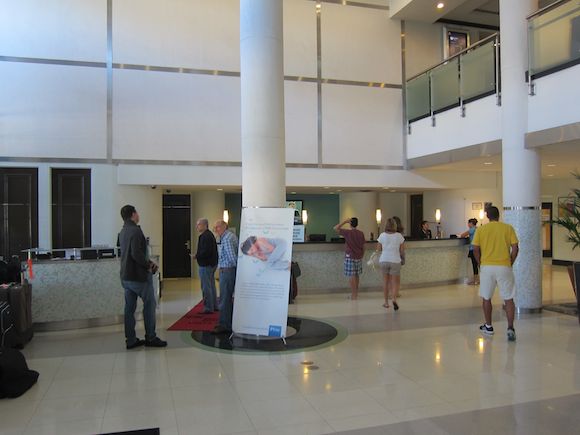 Sheraton-Miami-Airport-01