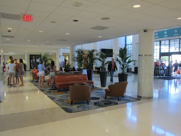 Sheraton-Miami-Airport-02