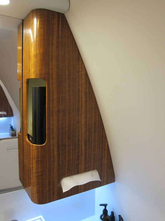 Cathay-Pacific-First-Class-48