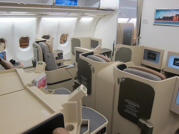 Etihad-Airways-A330-Business-Class-2