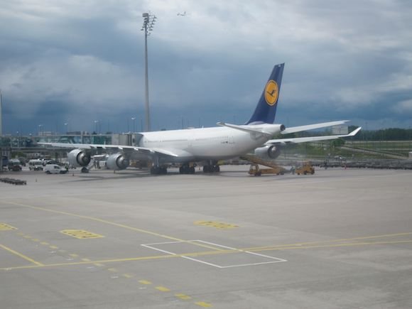 Lufthansa-First-Class-330-04