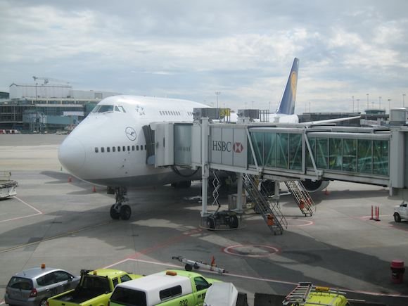Lufthansa-First-Class-747-09