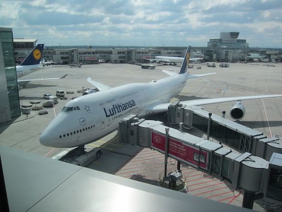 Lufthansa-First-Class-747-74