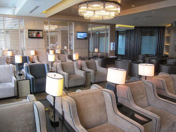 Plaza-Premium-Lounge-Vancouver-10