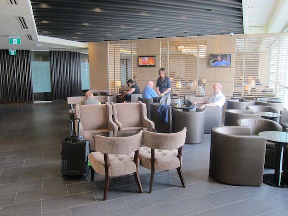 Plaza-Premium-Lounge-Vancouver-14
