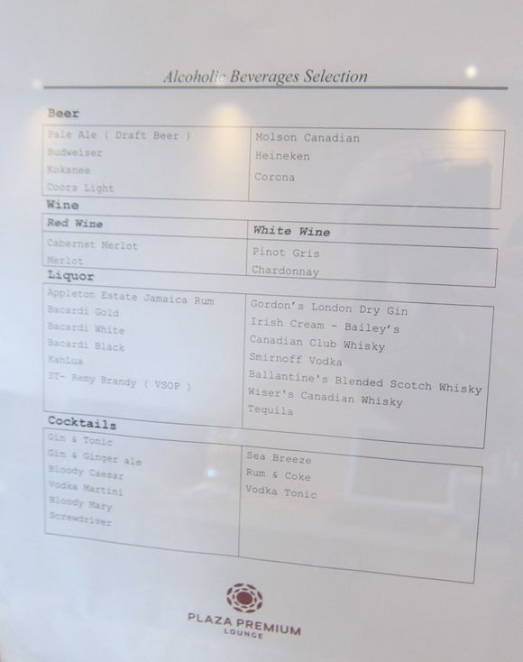 Plaza-Premium-Lounge-Vancouver-32