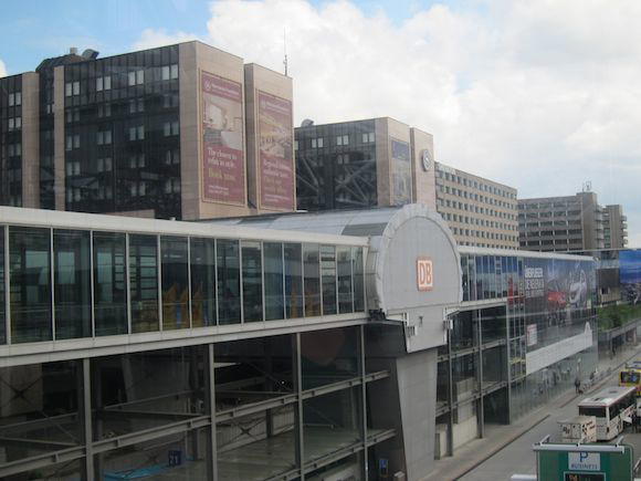 Sheraton-Frankfurt-Airport-02